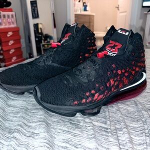 2019 Nike LeBron 17 XVII Black Infrared Red Basketball Shoes size 9.5